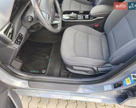 Синій Хендай Ioniq, об'ємом двигуна 0 л та пробігом 57 тис. км за 16600 $, фото 44 на Automoto.ua