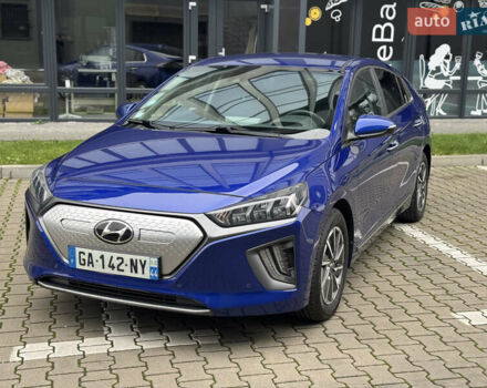Синий Хендай Ioniq, объемом двигателя 0 л и пробегом 149 тыс. км за 15400 $, фото 2 на Automoto.ua