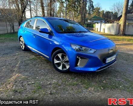 Синий Хендай Ioniq, объемом двигателя 0 л и пробегом 160 тыс. км за 11500 $, фото 1 на Automoto.ua