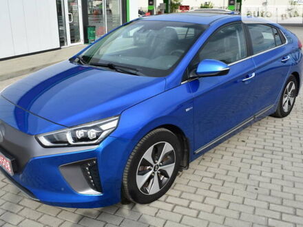 Синий Хендай Ioniq, объемом двигателя 0 л и пробегом 122 тыс. км за 15900 $, фото 1 на Automoto.ua