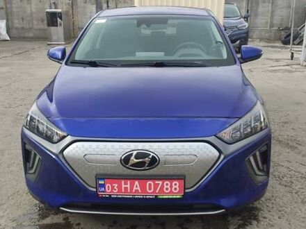 Хендай Ioniq 2019 в Кременчуге на Automoto.ua Синий Хендай Ioniq, объемом двигателя 0 л и пробегом 122 тыс. км за 16018 $, фото 1 на Automoto.ua