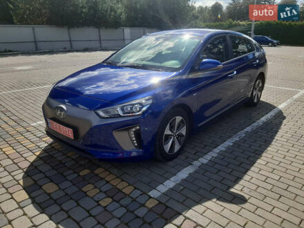 Синий Хендай Ioniq, объемом двигателя 0 л и пробегом 96 тыс. км за 12700 $, фото 1 на Automoto.ua