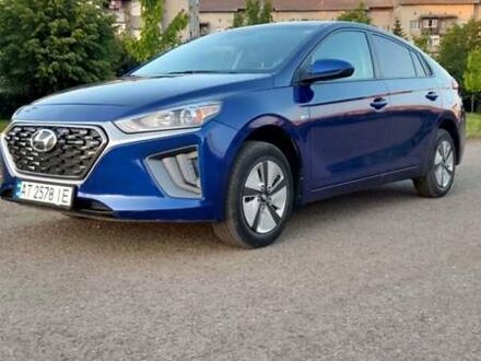 Синий Хендай Ioniq, объемом двигателя 1.6 л и пробегом 86 тыс. км за 16800 $, фото 1 на Automoto.ua