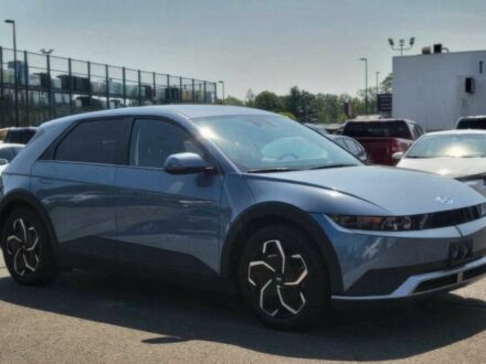 Синий Хендай Ioniq, объемом двигателя 0 л и пробегом 21 тыс. км за 17400 $, фото 1 на Automoto.ua