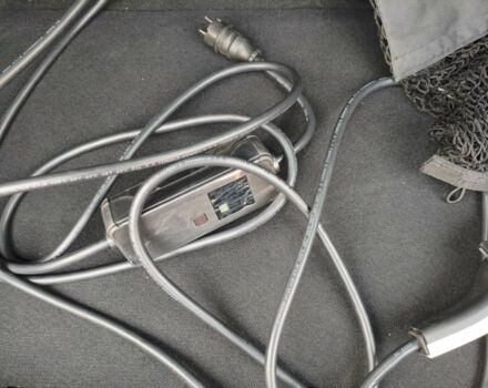 Зеленый Хендай Ioniq, объемом двигателя 0 л и пробегом 13 тыс. км за 629 $, фото 20 на Automoto.ua