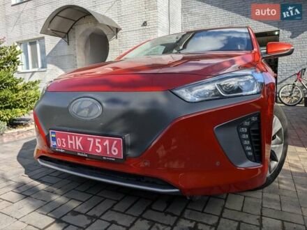 Оранжевый Хендай Ioniq, объемом двигателя 0 л и пробегом 126 тыс. км за 12999 $, фото 1 на Automoto.ua