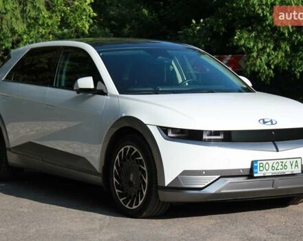 Белый Хендай Ioniq 5, объемом двигателя 0 л и пробегом 102 тыс. км за 36000 $, фото 1 на Automoto.ua