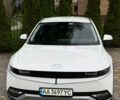 Белый Хендай Ioniq 5, объемом двигателя 0 л и пробегом 80 тыс. км за 23000 $, фото 2 на Automoto.ua