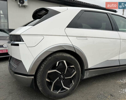 Білий Хендай Ioniq 5, об'ємом двигуна 0 л та пробігом 137 тис. км за 23999 $, фото 6 на Automoto.ua