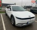 Белый Хендай Ioniq 5, объемом двигателя 0 л и пробегом 56 тыс. км за 36000 $, фото 1 на Automoto.ua