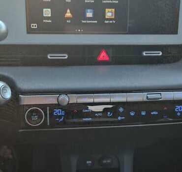 Белый Хендай Ioniq 5, объемом двигателя 0 л и пробегом 62 тыс. км за 24950 $, фото 27 на Automoto.ua