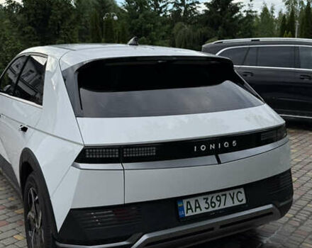 Белый Хендай Ioniq 5, объемом двигателя 0 л и пробегом 80 тыс. км за 23000 $, фото 35 на Automoto.ua