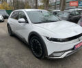 Белый Хендай Ioniq 5, объемом двигателя 0 л и пробегом 131 тыс. км за 26500 $, фото 4 на Automoto.ua