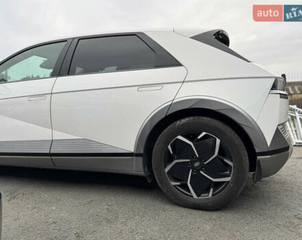 Білий Хендай Ioniq 5, об'ємом двигуна 0 л та пробігом 137 тис. км за 23999 $, фото 2 на Automoto.ua