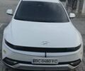 Белый Хендай Ioniq 5, объемом двигателя 0 л и пробегом 62 тыс. км за 24950 $, фото 1 на Automoto.ua