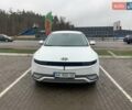 Белый Хендай Ioniq 5, объемом двигателя 0 л и пробегом 56 тыс. км за 36000 $, фото 1 на Automoto.ua
