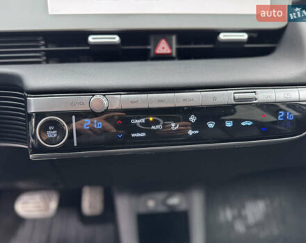 Білий Хендай Ioniq 5, об'ємом двигуна 0 л та пробігом 137 тис. км за 23999 $, фото 15 на Automoto.ua