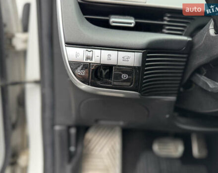 Білий Хендай Ioniq 5, об'ємом двигуна 0 л та пробігом 137 тис. км за 23999 $, фото 17 на Automoto.ua