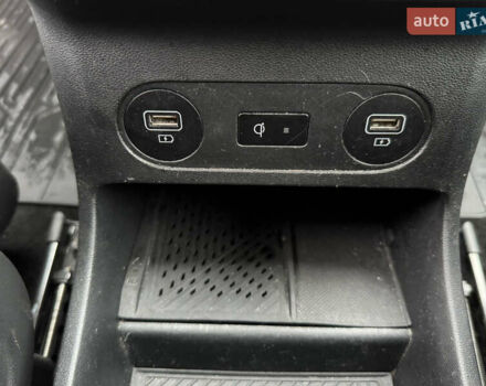 Білий Хендай Ioniq 5, об'ємом двигуна 0 л та пробігом 137 тис. км за 23999 $, фото 18 на Automoto.ua