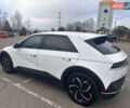 Белый Хендай Ioniq 5, объемом двигателя 0 л и пробегом 71 тыс. км за 23900 $, фото 4 на Automoto.ua