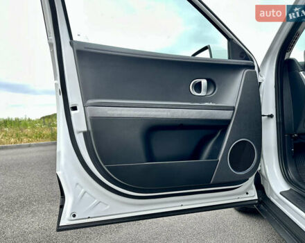 Белый Хендай Ioniq 5, объемом двигателя 0 л и пробегом 42 тыс. км за 29500 $, фото 33 на Automoto.ua