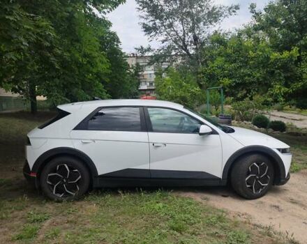 Белый Хендай Ioniq 5, объемом двигателя 0 л и пробегом 94 тыс. км за 24500 $, фото 4 на Automoto.ua