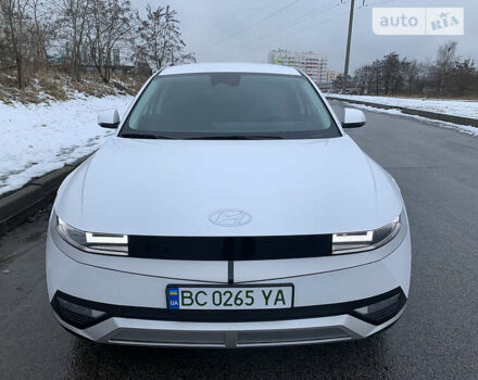 Білий Хендай Ioniq 5, об'ємом двигуна 0 л та пробігом 3 тис. км за 45500 $, фото 6 на Automoto.ua