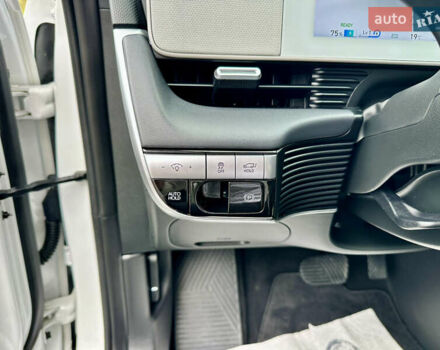 Белый Хендай Ioniq 5, объемом двигателя 0 л и пробегом 42 тыс. км за 29999 $, фото 48 на Automoto.ua