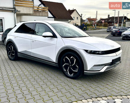 Білий Хендай Ioniq 5, об'ємом двигуна 0 л та пробігом 29 тис. км за 33000 $, фото 3 на Automoto.ua