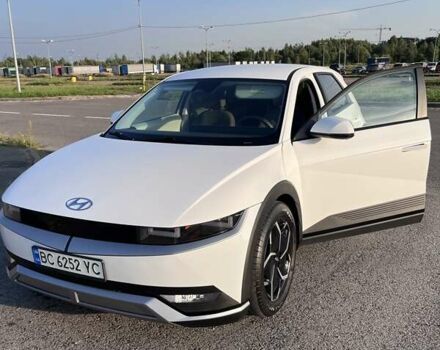Білий Хендай Ioniq 5, об'ємом двигуна 0 л та пробігом 68 тис. км за 23600 $, фото 2 на Automoto.ua