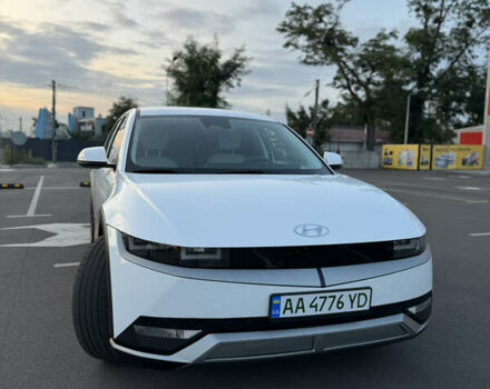 Белый Хендай Ioniq 5, объемом двигателя 0 л и пробегом 44 тыс. км за 26400 $, фото 3 на Automoto.ua
