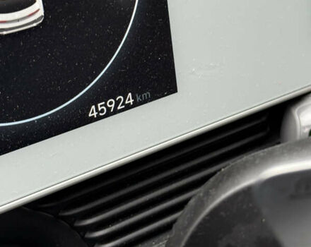 Белый Хендай Ioniq 5, объемом двигателя 0 л и пробегом 45 тыс. км за 19999 $, фото 6 на Automoto.ua