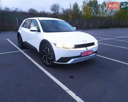 Белый Хендай Ioniq 5, объемом двигателя 0 л и пробегом 81 тыс. км за 23900 $, фото 1 на Automoto.ua