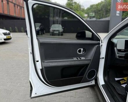 Білий Хендай Ioniq 5, об'ємом двигуна 0 л та пробігом 78 тис. км за 26000 $, фото 6 на Automoto.ua