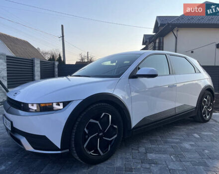 Белый Хендай Ioniq 5, объемом двигателя 0 л и пробегом 96 тыс. км за 24800 $, фото 22 на Automoto.ua