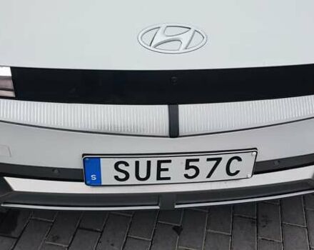 Белый Хендай Ioniq 5, объемом двигателя 0 л и пробегом 178 тыс. км за 23300 $, фото 10 на Automoto.ua
