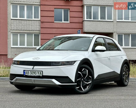 Белый Хендай Ioniq 5, объемом двигателя 0 л и пробегом 42 тыс. км за 29999 $, фото 1 на Automoto.ua