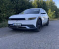 Белый Хендай Ioniq 5, объемом двигателя 0 л и пробегом 40 тыс. км за 24500 $, фото 1 на Automoto.ua