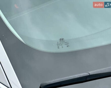 Белый Хендай Ioniq 5, объемом двигателя 0 л и пробегом 42 тыс. км за 29999 $, фото 19 на Automoto.ua