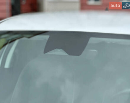 Белый Хендай Ioniq 5, объемом двигателя 0 л и пробегом 42 тыс. км за 29999 $, фото 8 на Automoto.ua