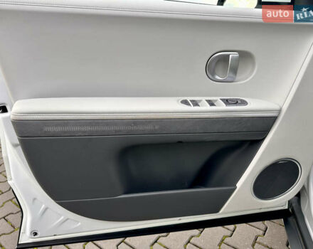 Білий Хендай Ioniq 5, об'ємом двигуна 0 л та пробігом 29 тис. км за 33000 $, фото 13 на Automoto.ua