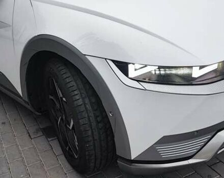 Белый Хендай Ioniq 5, объемом двигателя 0 л и пробегом 178 тыс. км за 23300 $, фото 12 на Automoto.ua