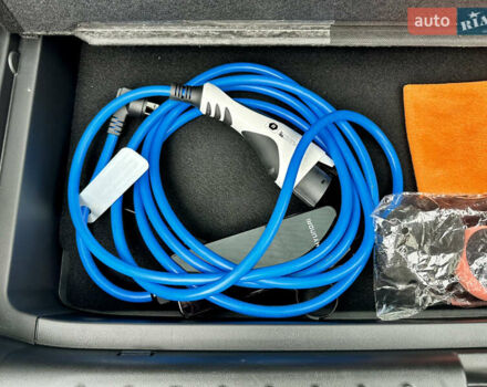 Белый Хендай Ioniq 5, объемом двигателя 0 л и пробегом 42 тыс. км за 29999 $, фото 36 на Automoto.ua