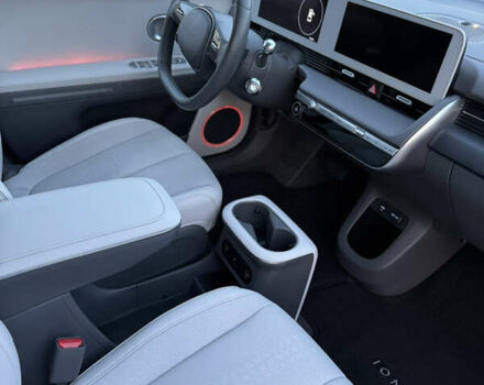 Белый Хендай Ioniq 5, объемом двигателя 0 л и пробегом 44 тыс. км за 26400 $, фото 21 на Automoto.ua