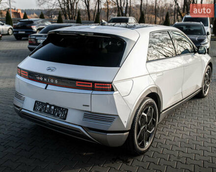 Белый Хендай Ioniq 5, объемом двигателя 0 л и пробегом 32 тыс. км за 34200 $, фото 20 на Automoto.ua