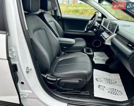 Белый Хендай Ioniq 5, объемом двигателя 0 л и пробегом 42 тыс. км за 29999 $, фото 77 на Automoto.ua