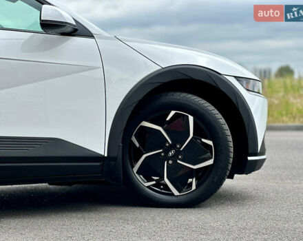 Белый Хендай Ioniq 5, объемом двигателя 0 л и пробегом 42 тыс. км за 29999 $, фото 10 на Automoto.ua