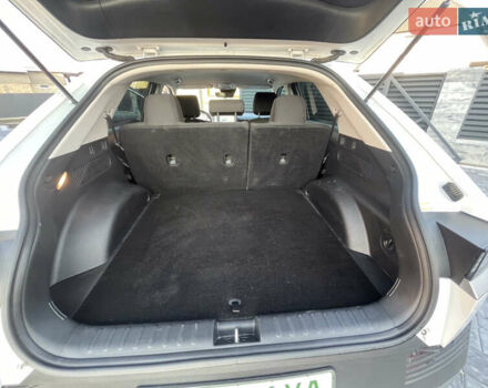 Белый Хендай Ioniq 5, объемом двигателя 0 л и пробегом 96 тыс. км за 22500 $, фото 13 на Automoto.ua