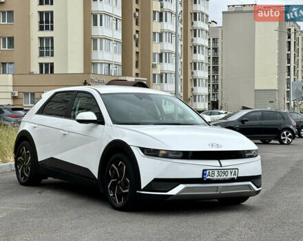 Белый Хендай Ioniq 5, объемом двигателя 0 л и пробегом 42 тыс. км за 29999 $, фото 26 на Automoto.ua