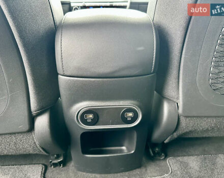 Белый Хендай Ioniq 5, объемом двигателя 0 л и пробегом 42 тыс. км за 29500 $, фото 58 на Automoto.ua